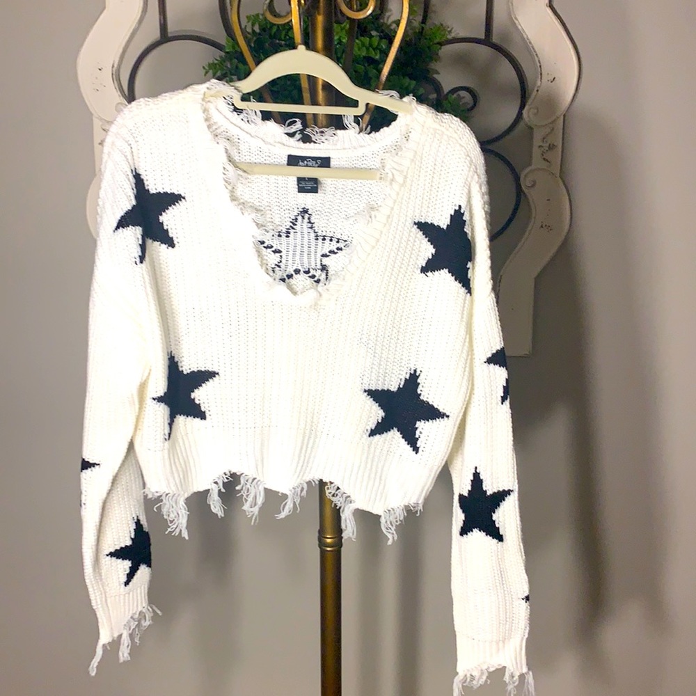 Cropped Sweater by Just Polly Sz Large White w/ Black Stars NWOT
